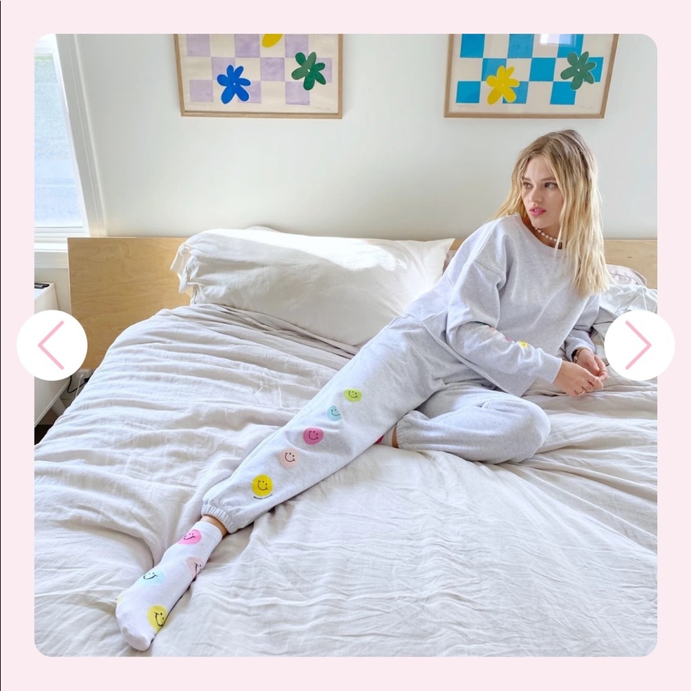 ✨NWT✨ Frasier Sterling Smiley Gal Sweatpants